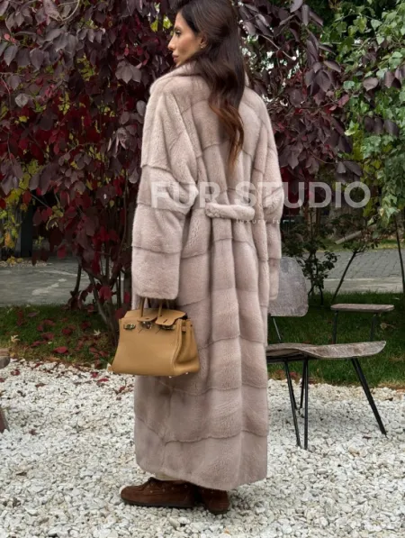 Длинная норковая шуба с поясом - фото 3