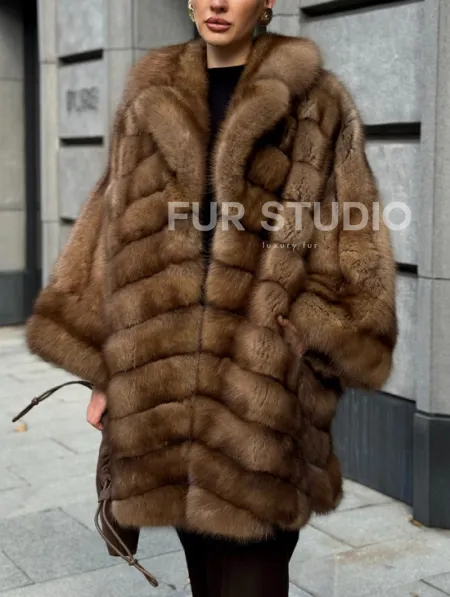 Шуба из куницы оверсайз - фото 5