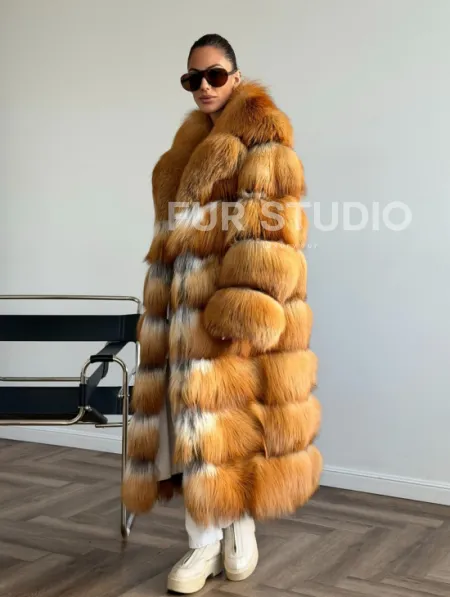 Шуба из меха огненной лисы - фото 8