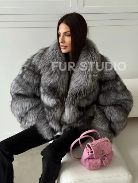 Полушубок из натурального меха чернобурки - фото 10