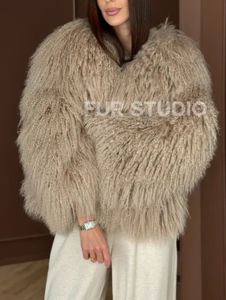 Шуба из натурального меха ламы - фото 5