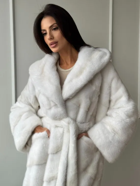 Натуральная шуба кимоно из меха норки Palomino с капюшоном кобра - фото 4