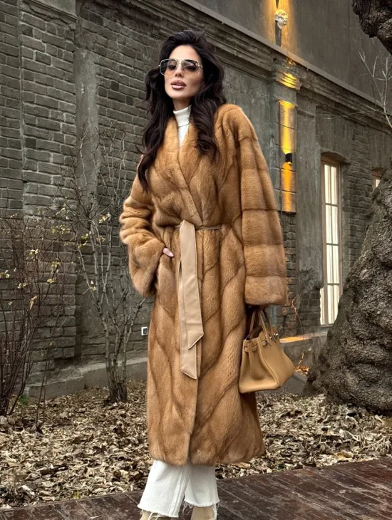 Шуба кимоно из аукционного меха норки GOLDEN COLLECTION - фото 4