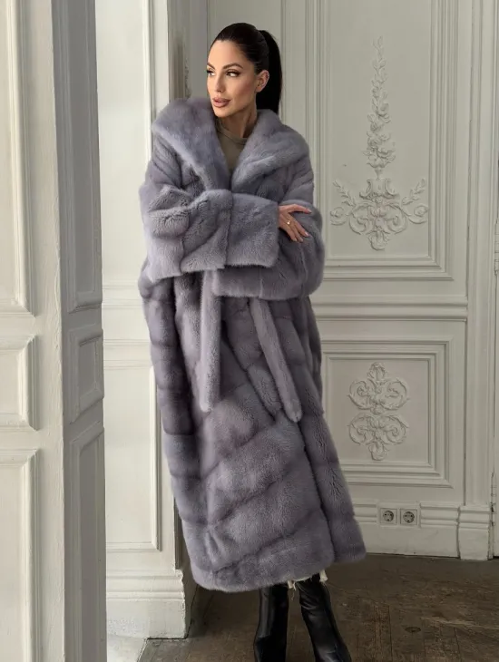 Длинная голубая норковая шуба с капюшоном PLUS SIZE - фото 0