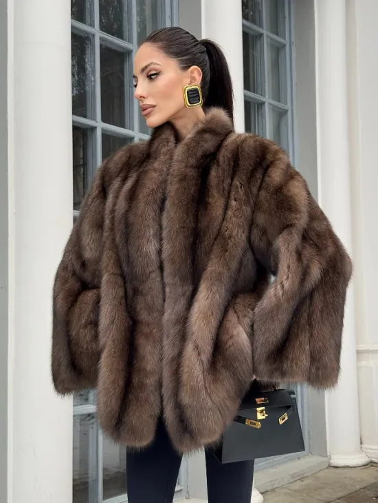 Полушубок из баргузинского соболя с V-образным воротником седина 2/3 - фото 4