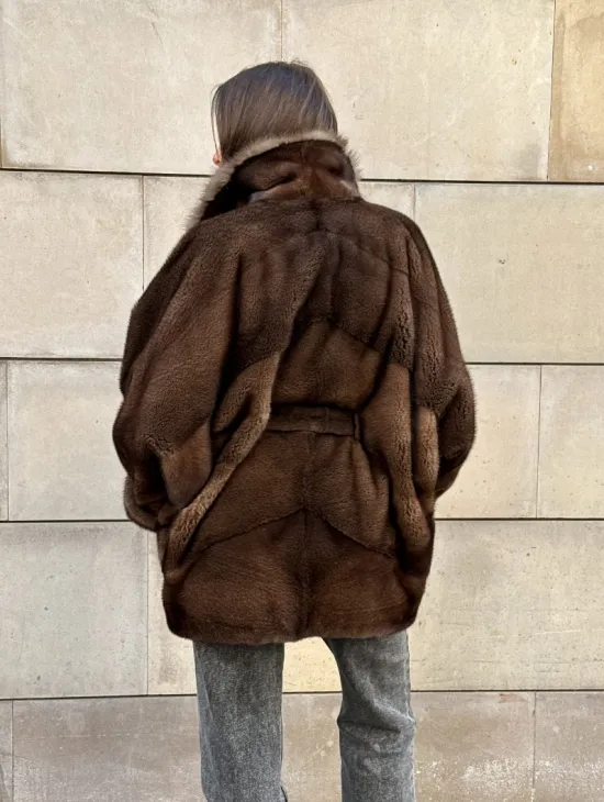 Коричневый норковый полушубок 