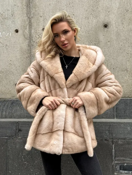Женский норковый полушубок Premium fur с капюшоном 