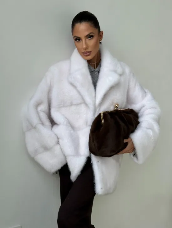 Белый норковый полушубок - фото 6