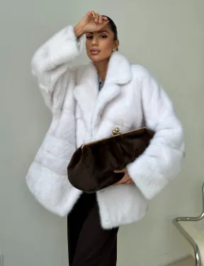 Белый норковый полушубок - фото 9