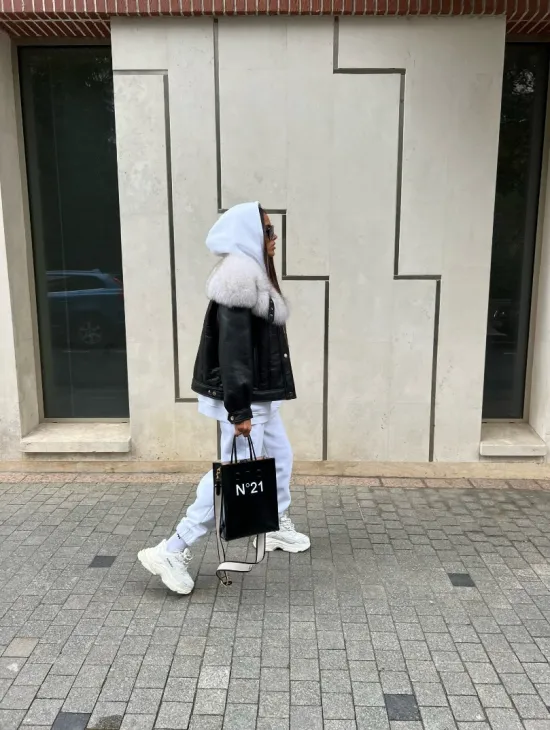 Дубленка из натуральной кожи с воротником из финского песца - фото 4