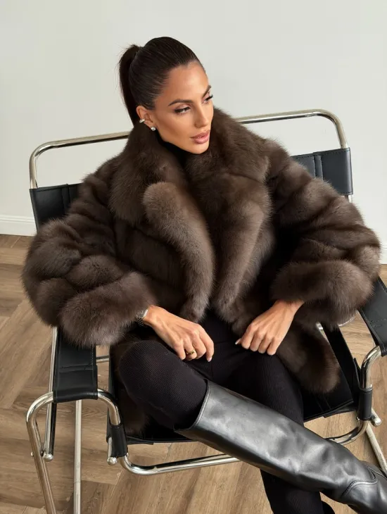 Шуба из куницы с английским воротником - фото 0