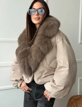 Зимний короткий пуховик с мехом - оверсайз - фото 4