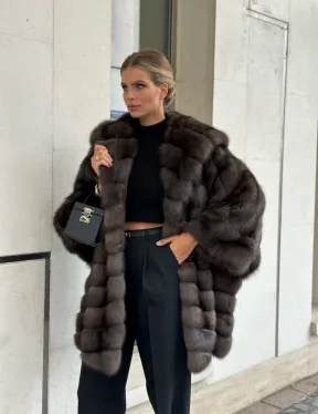 Эффектный жакет из меха соболя с капюшоном седина 1/2 - фото 7