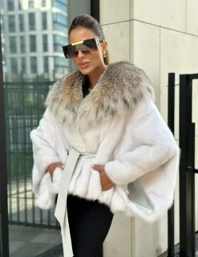 Белое норковое манто с капюшоном из меха рыси - фото 0