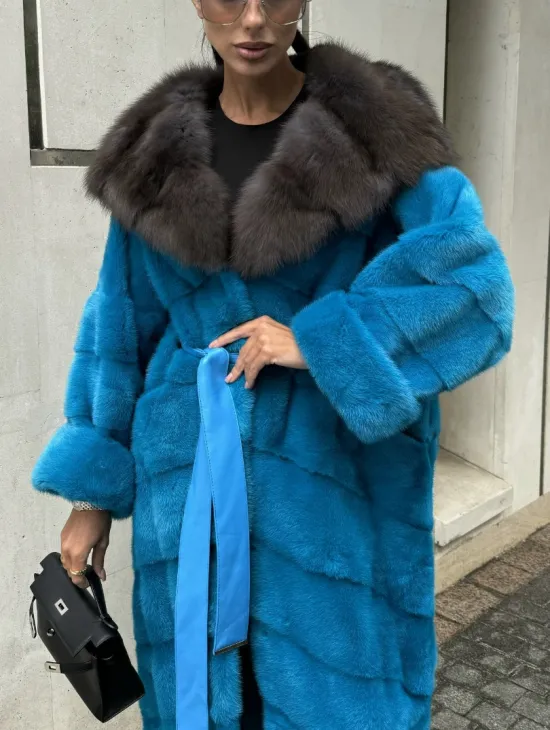 Шуба норковая с капюшоном из меха куницы - цвет тиффани - фото 2