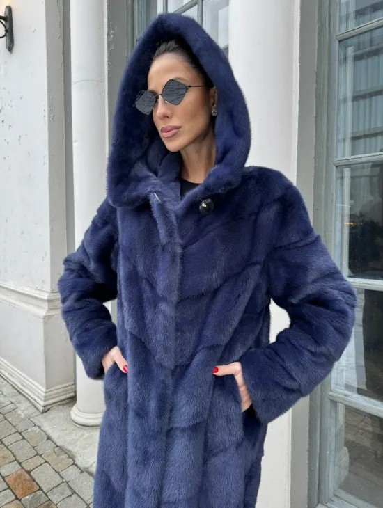 Шуба паркет из меха норки с капюшоном - цвет черника - фото 1