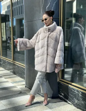 Норковая шуба в цвете нюд - фото 11