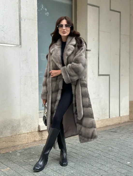 Шуба из норки  серого цвета - сапфир с английским воротником - фото 11